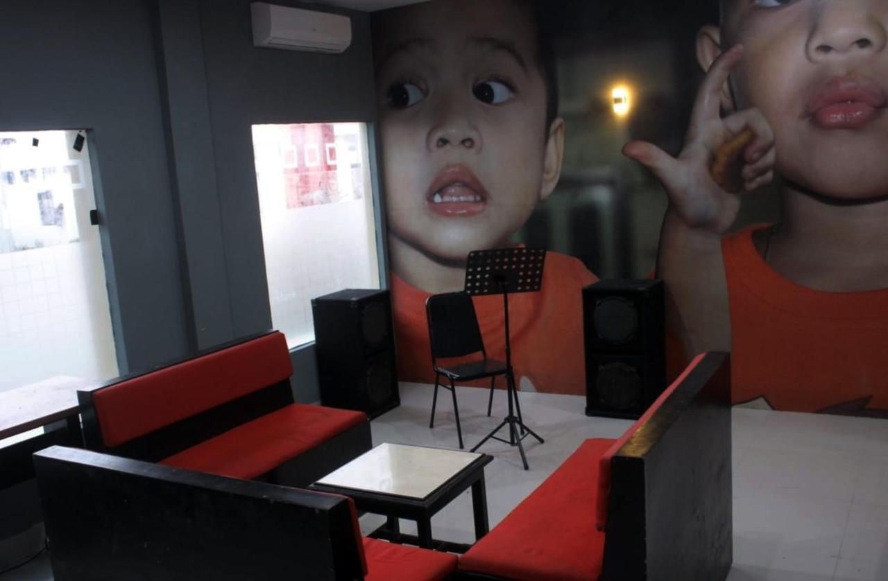 Reddoorz @ Pasangkayu Mamuju Utara Hotel Exterior photo